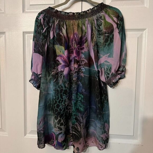 Dress Barn Woman 2X‎ Smocked Tie Dye Button Front Top, Puff Sleeve Smocked Trim - Picture 2 of 8